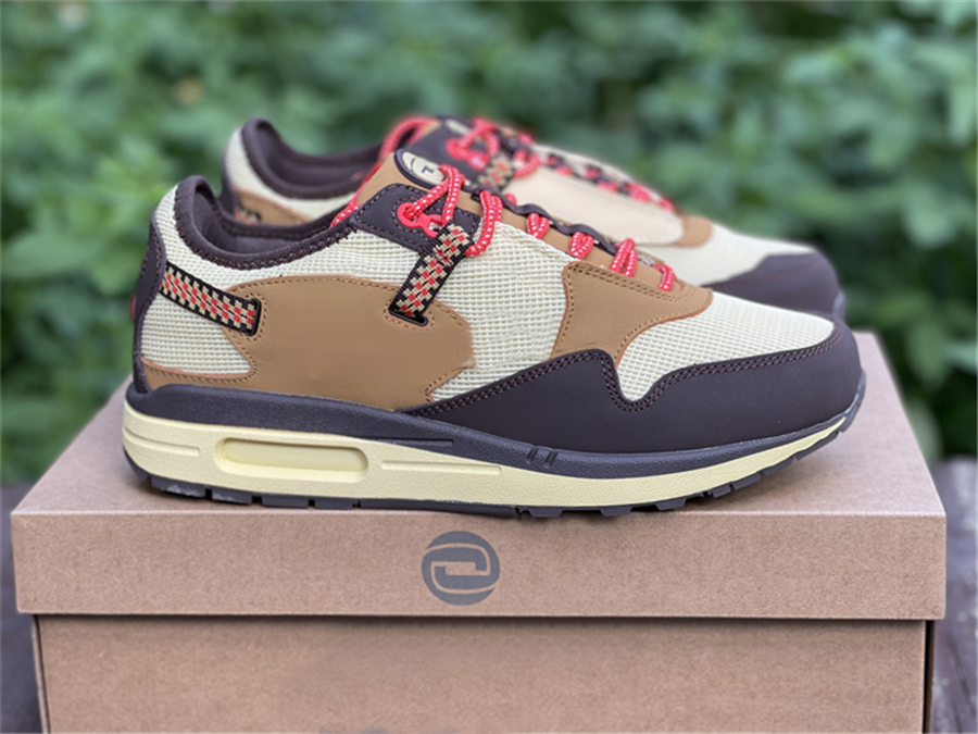 

2021 Authentic Travis Scott x 1 Shoes Max DO9392-200 DO9392-700 Wheat Baroque Brown Womens Mens Sports Sneakers Outdoor With Original box