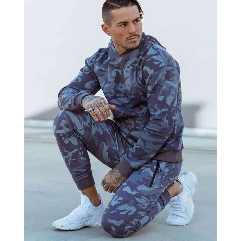 

Vibrant camouflage men s sports suit, short-sleeved T-shirt with shorts, comfortable, breathable and dry, daily leisure sports workout, Gray