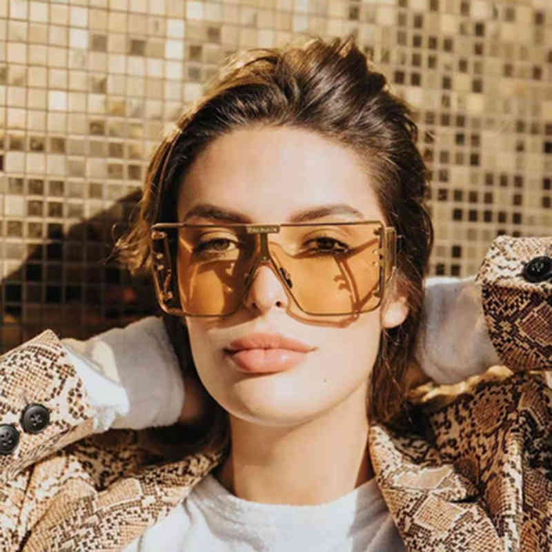 

European And American Personality Big Frame Catwalk Net Red Korean Fashion Cool Street Sunglasses Women UV400