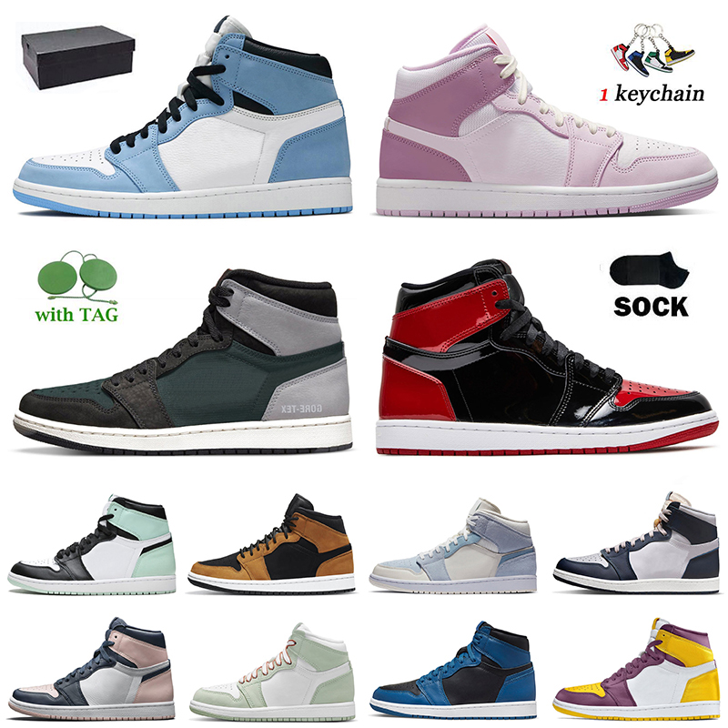 

Fashion 2022 Jodon1s Mens Women High Basketball Shoes 1 1s University Blue Patent Bred Brotherhood Valentines Day 2022 Trainers Jumpman Jodon OG Sneakers US 13, C9 mid dark chocolate 36-46