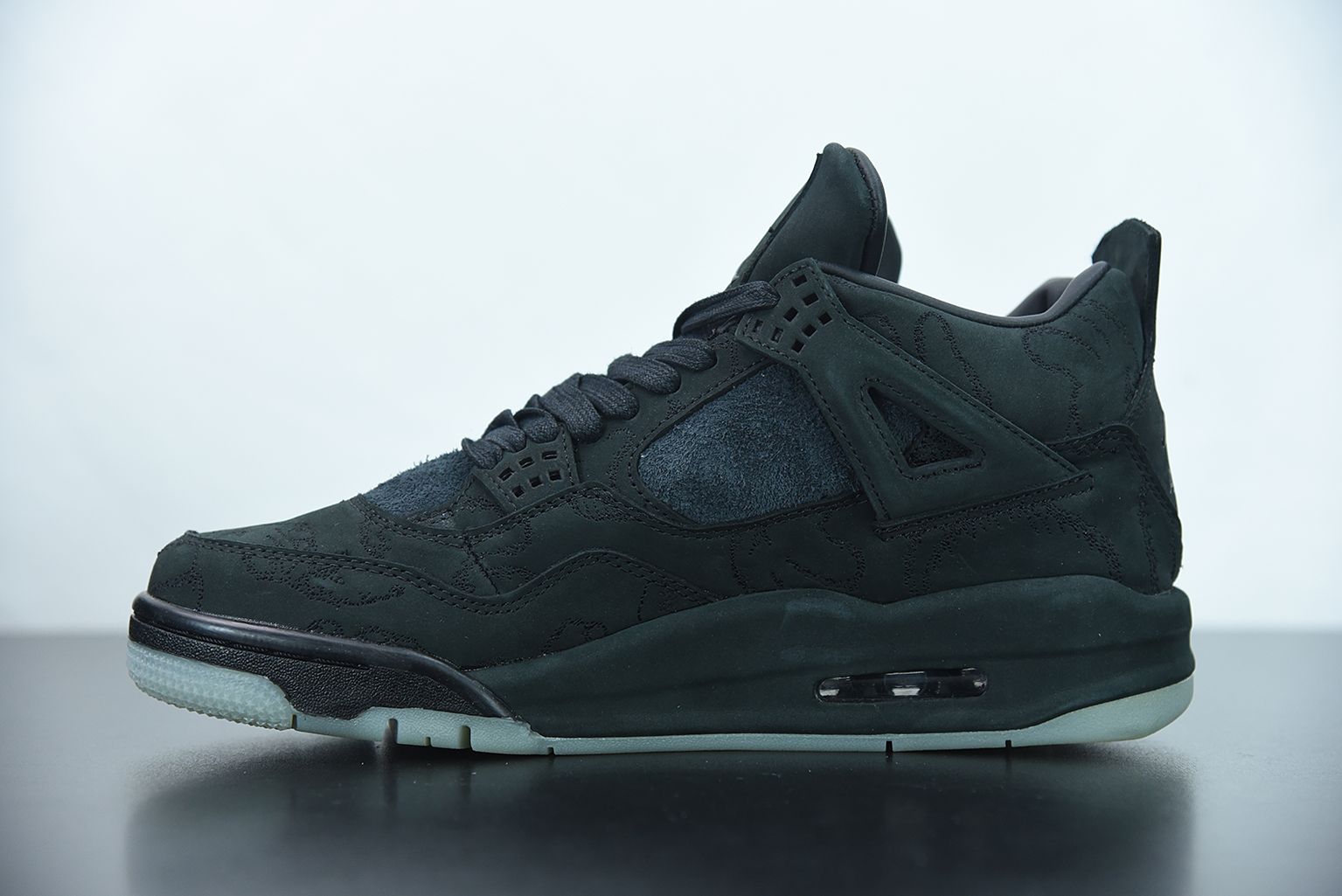 

4s KAWS black retro basketball shoes sneakers running men women sneaker trainer sport trainers sports shoe with box high quality