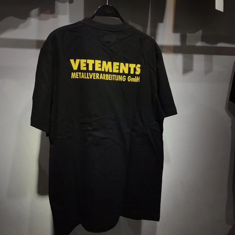 

2021 New Latest High Quality Hip-hop Kanye West Vetements Metalerarbeitung Letter Printing Oversized t Shirt Men Women Short Sleeve Tee Hlrg, Black