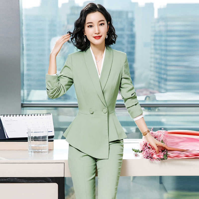 

Autumn and winter plus size women' 2-4XL temperament professional wear Slim-fit striped ladies trouser suits Two-piece suit 210527, Blazer pants c