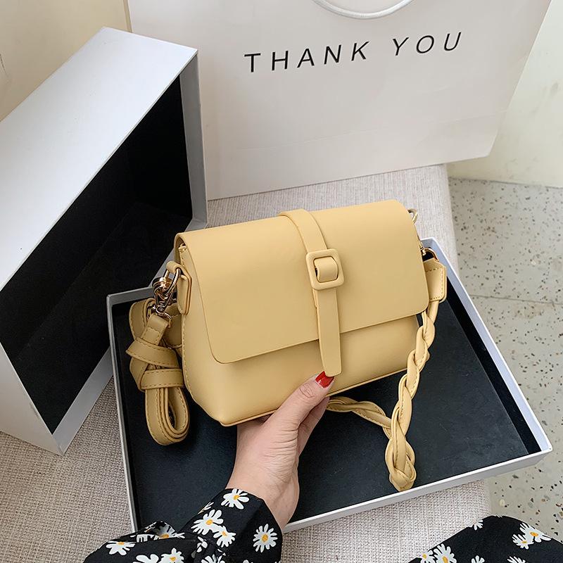 

2021 Trendy Women Designer Handbags High Quality Solid Shoulder Messenger Bag Fashion Yellow Purse Women Leather Underarm Bag, Black