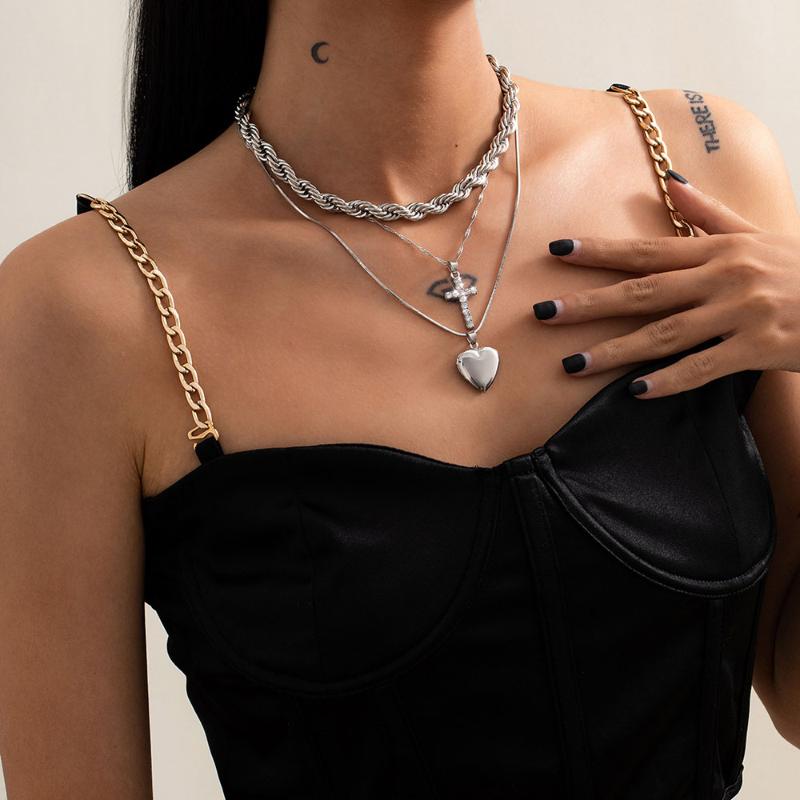 

Pendant Necklaces Fashion Multilevel Crystal Cross Heart-shaped Thick Rope Chain Punk Exaggeration For Women Vintage Female Jewelry