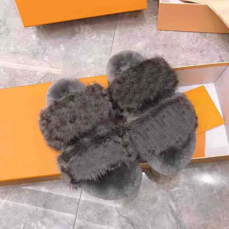 

2021 desiner women Plush slippers Classic Fur Fluffy Slides Slippers designer For Women Fashion Women Shoes Sandals plush Furry Slipper