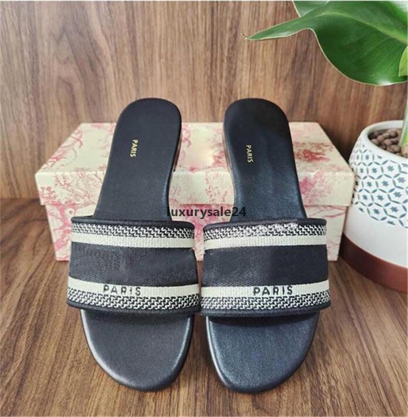 

New Paris Scuffs Womens Slippers Summer Sandals Beach Slides Ladies Flip Flops Sexy Multicolors Embroidered Floral Shoes OiY, Black