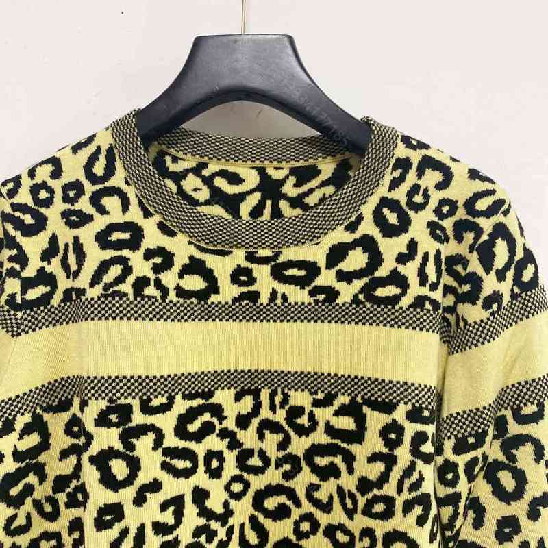 

Women' Sweaters Fashion designer Women wool sweater coats CD brand long-sleeved hoodie sweaters round leopard pattern knit shirt super elastic wholesale 2DHJ, 1# shoe box