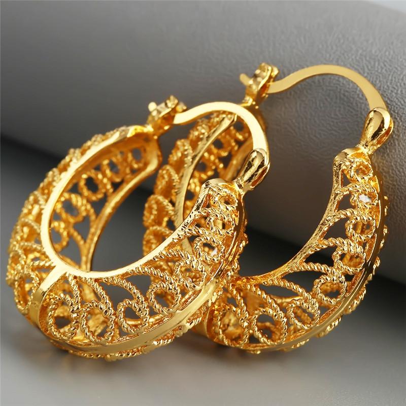 

Hoop & Huggie Vintage Ladies Geometric Earrings With Brilliant Hollow For Women Wedding Party Exaggerated Jewelry Gifts