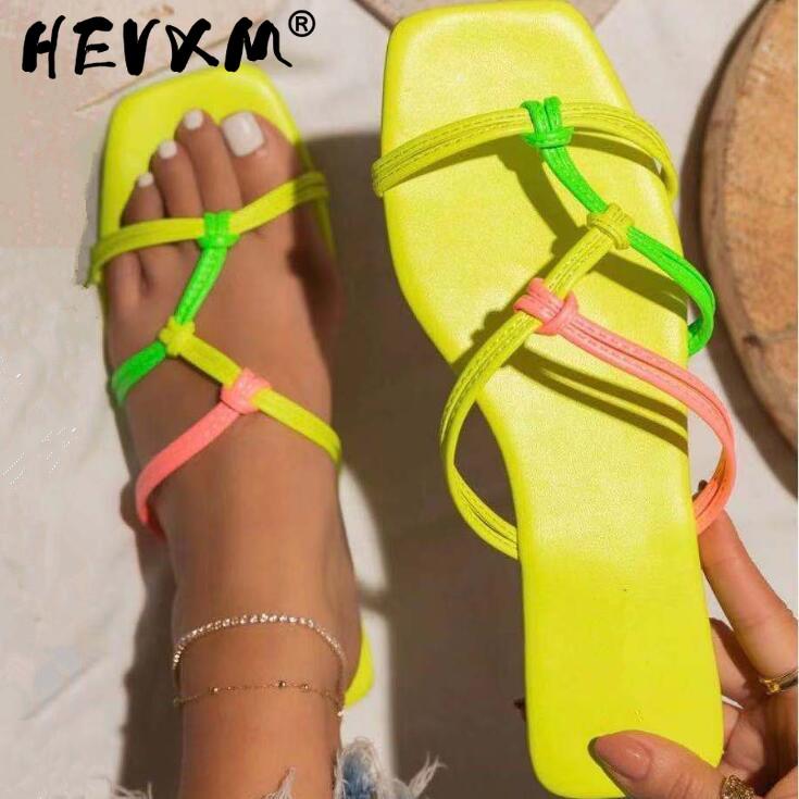 

2021 Spring/summer Yellow Thick-soled Viscose Shoes Flat Heel Women Slippers Rhinestone Artificial Pu Casual Low-heeled Sandal, Khaki