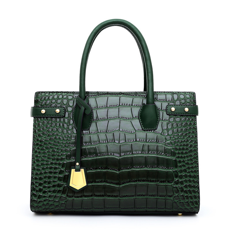

Crocodile pattern 2021 new European and American fashion simple diagonal shoulder handbag