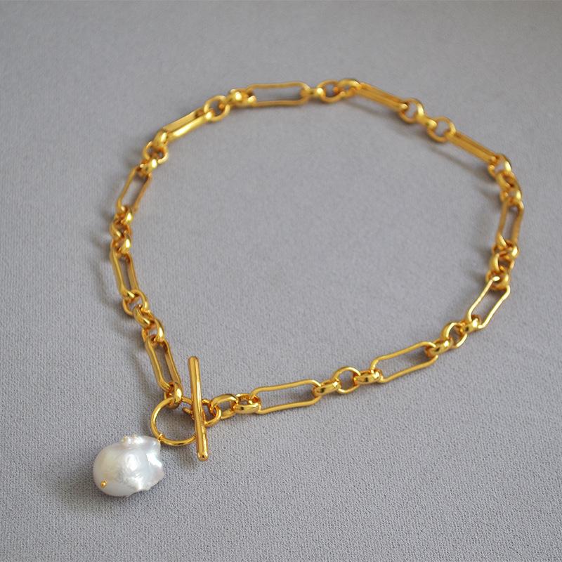 

Pendant Necklaces Thick Chain Normcore Style High Quality Shaped Baroque Pearl Fishtail Bead OT Clip Necklace For Women