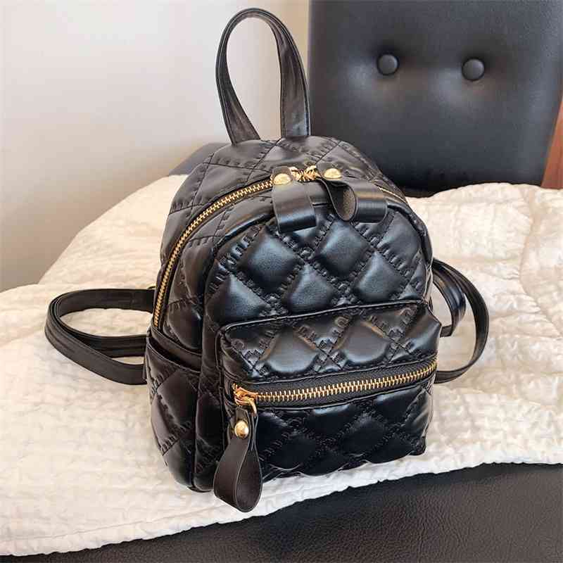 

Xiaoxiangfeng Lingge embroidered double shoulder bag 2021 new Korean student schoolbag handbag French texture small backpack, White