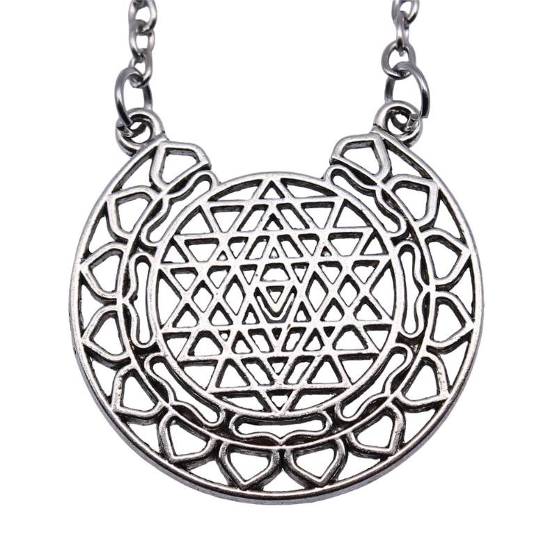

Pendant Necklaces 1 Piece 35x35mm Sri Yantra Pattern Charms Necklace For Women Drop Supplier Pendants Female Gift