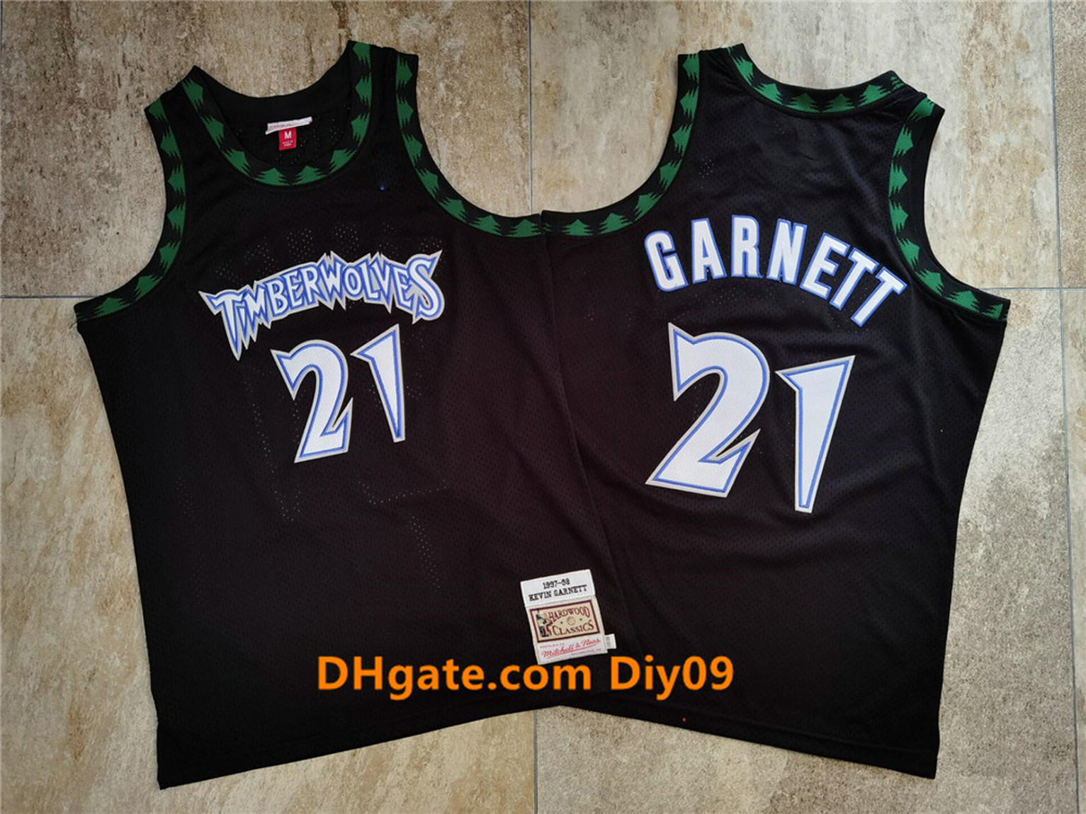 

Men Minnesota Timberwolves Kevin Garnett Mitchell & Ness Black Hardwoods Classics New 1997-98 Authentic Jerseys, Black;red