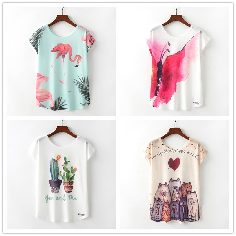 

Flamingo in the woods with new summer style round neck short sleeve loose women's T-shirt, White