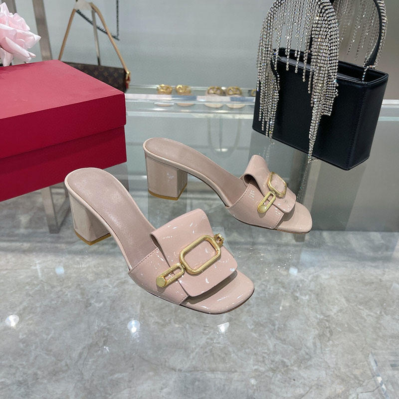 

Summer Luxury Brand Designer Slippers 2021 Women's Slides Genuine Leather Block Heel Open Toe Metal Buckle Sandal Beach Shoes, Red