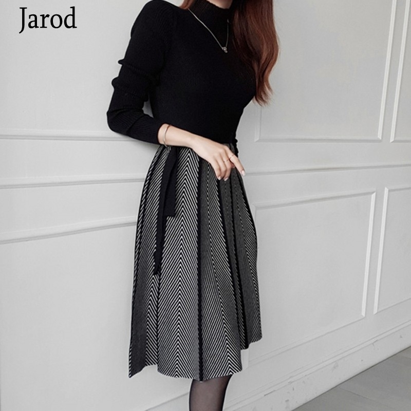 

Elegant Knitted Sweater pleated Dress Female Autumn Winter Long Sleeve Women Office Lady Casual Midi 210526, Photo color