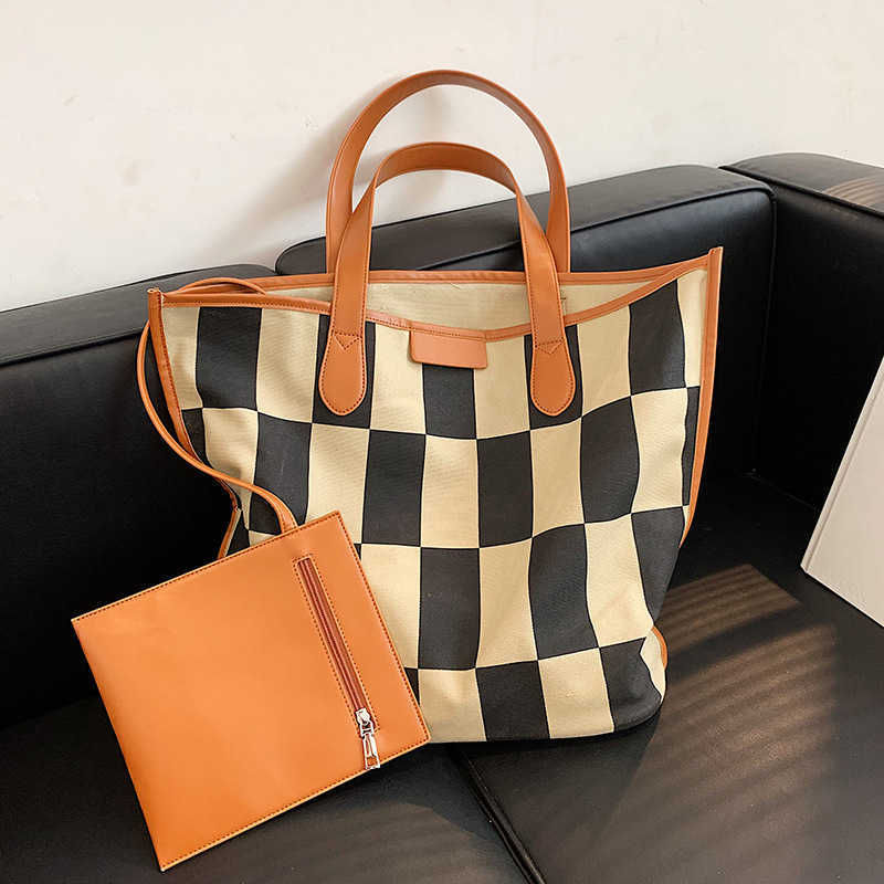 

Canvas female commuter high sense 2021 new fashion lattice single shoulder handbag mother Tote Bag, White