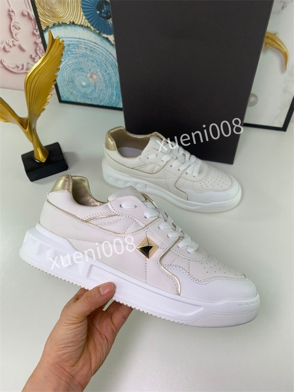 

2021 all season can wear shoes female womens 35-41 students hand made leather thick sole large size small white black sports casual shoes women zh211033, Choose the color