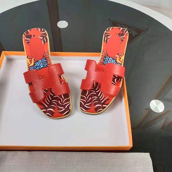 

Design beautiful Womens Fashion Pearl Sandals lady Summer Casual Slippers Flip Flops luxurys sandy shoes size 35-42 mjk0002