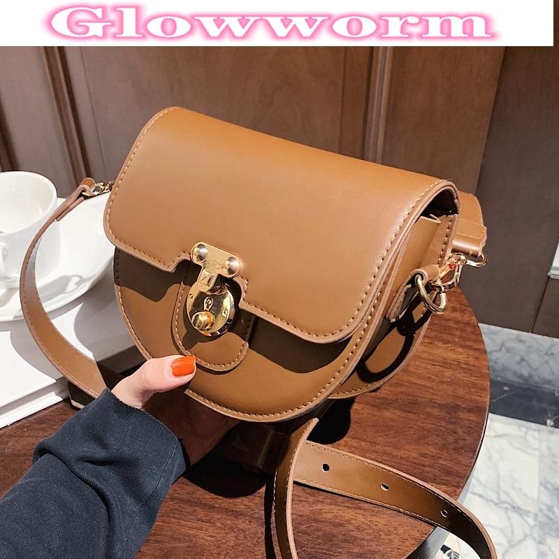 

Retro PU Leather 2021 Simple Shoulder Handbags and Crossbody Bags Female Trending Purses, Black