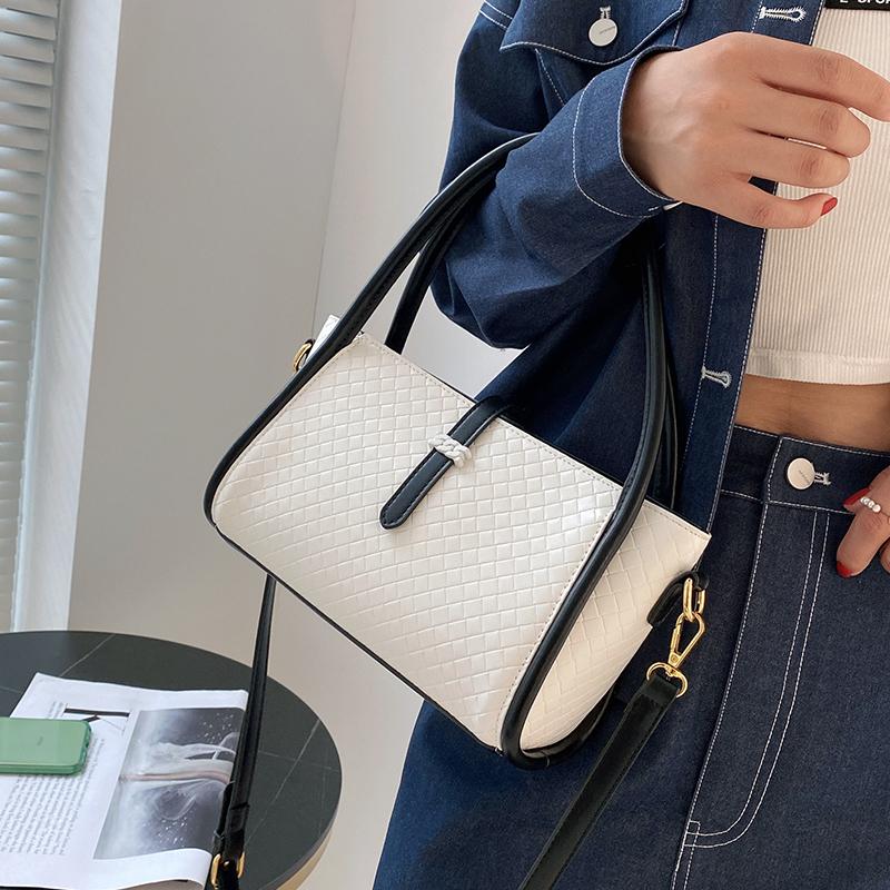 

Evening Bags Original Brand Senior Bag Female 2021 Fashion All-match Messenger Handbag Square Shoulder, Black