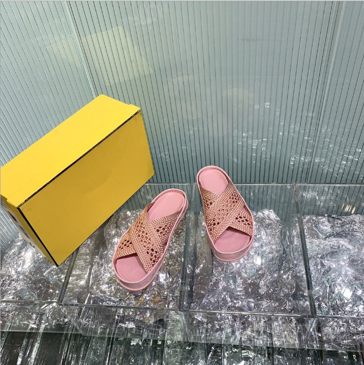 

Luxury designer sandals slipper women shoes weave Wide Causal Outdoor womens Sexy Straw shoe Platform Solid sandal, Black
