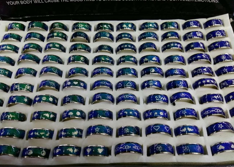 

mood ring heart-shaped dolphins moon and stars pattern change color mix size
