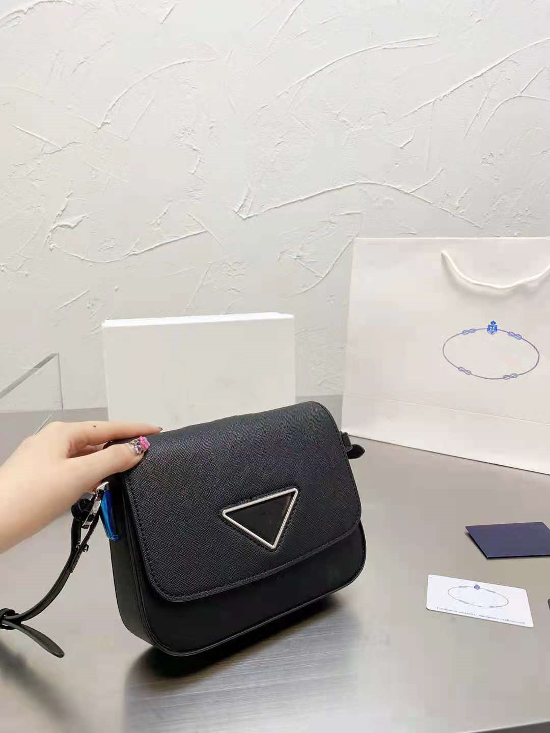 

Large-capacity Handbagsmen's and Women's Fashion Nylon Messenger Bags Briefcase Designer Luxury Shopping Wallet Crossbody Shoulder Bag Handb, Customize