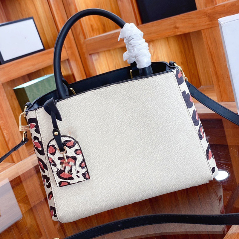 

Fashion outdoor ladies totes bags ONTHEGO classic embossed cheetah print design large capacity Handbags leopard Purse Tote Shoulder crossbody