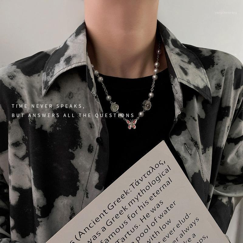 

Chains Artificial Pearl Women Necklaces Butterfly Necklace Lady Fashion Geometric Graphics Creative Pendant Silver Color Alloy Collares