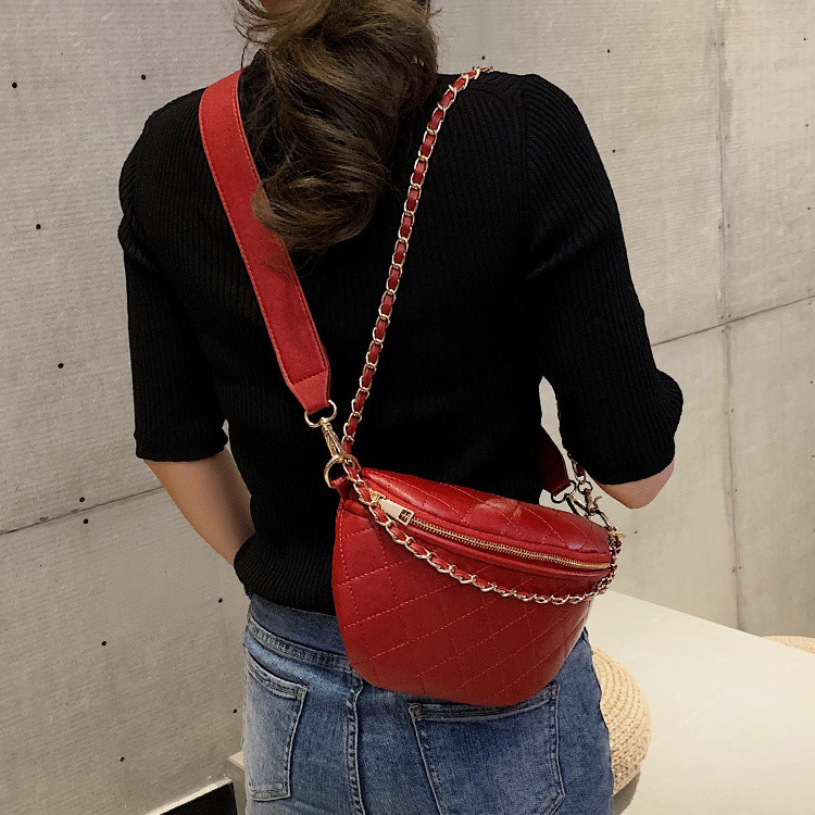 

2020 new women's belt bag korean version of embossed sports crossbody chain diamond fashion multi-function belt bag