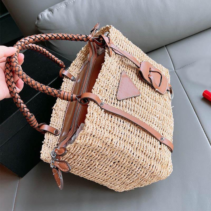 

2021 women luxurys designers basket bags fashion pradhan knitting handbags beach travel shoulder crossbody totes zippy wallet, Brown