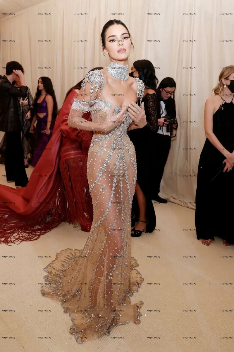 

2022 MetGala Kendall Jenner Prom Dresses Luxury Crystal Mermaid Sexy See Through Black Girls Graduation long sleeve Party evening Gown, Same as picture
