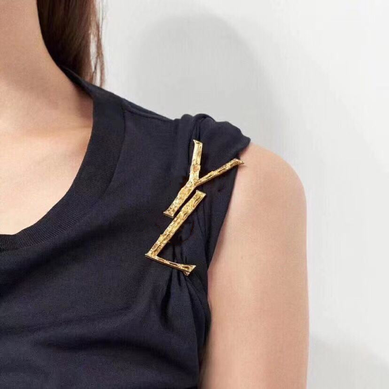 

Luxury Designer Jewelry Pins Fashion Brooches with Cz For Women Party/Gift/Wedding/Anniversary