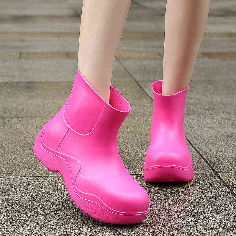 

Luxury Women Rain Boots Rubber Ladies Walking Non-slip Waterproof Ankle Rainboots Shoes Leisure Thick Bottom Short Boot 211027, Pink