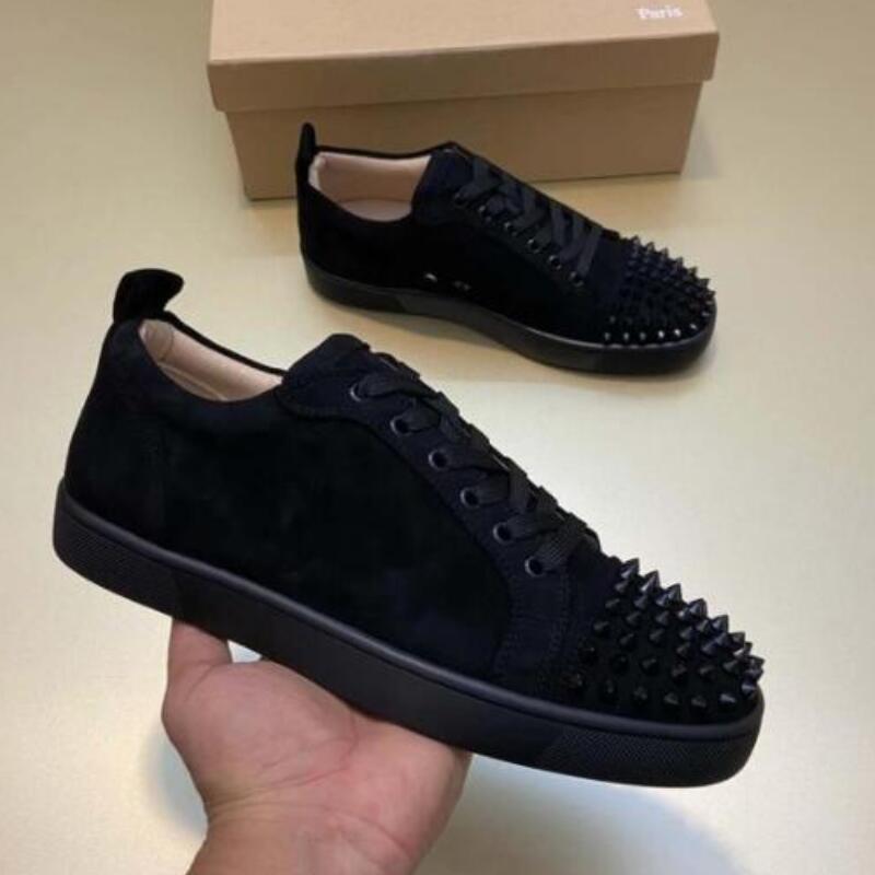 

Designer Low Cut Sneakers Leisure Lace Up Black blue suede with Spikes Red bottom For Men Womem casual Loafers b26, Style1