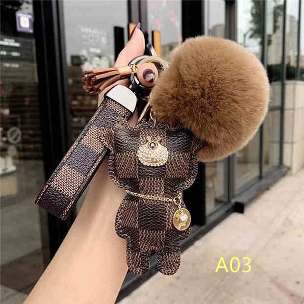 

2021 Fashion brand Dog Keychain classic chic Keyring Women men luxury Car pendant unisex designer Key Chain Trinket Jewelry AAAA119