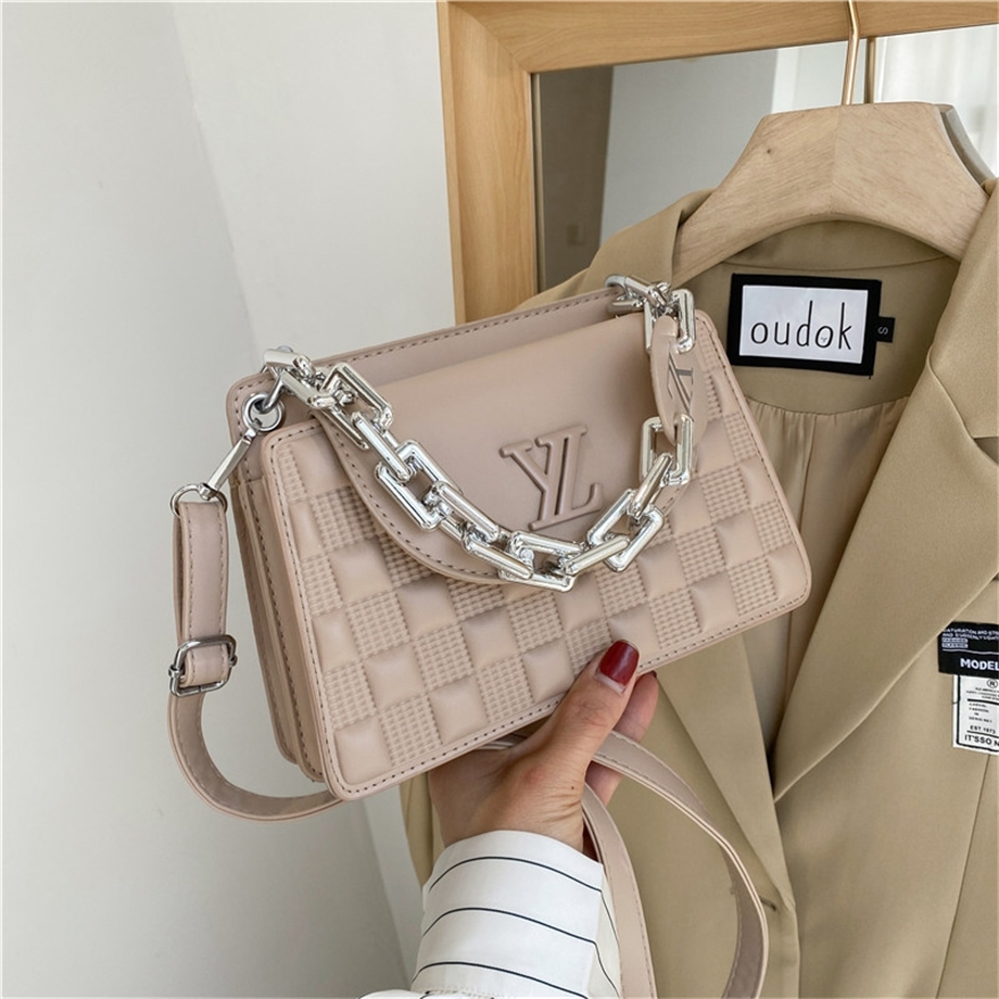 

Bag women's bag new simple fashion embossed portable One Shoulder Messenger chain s for both sides, White