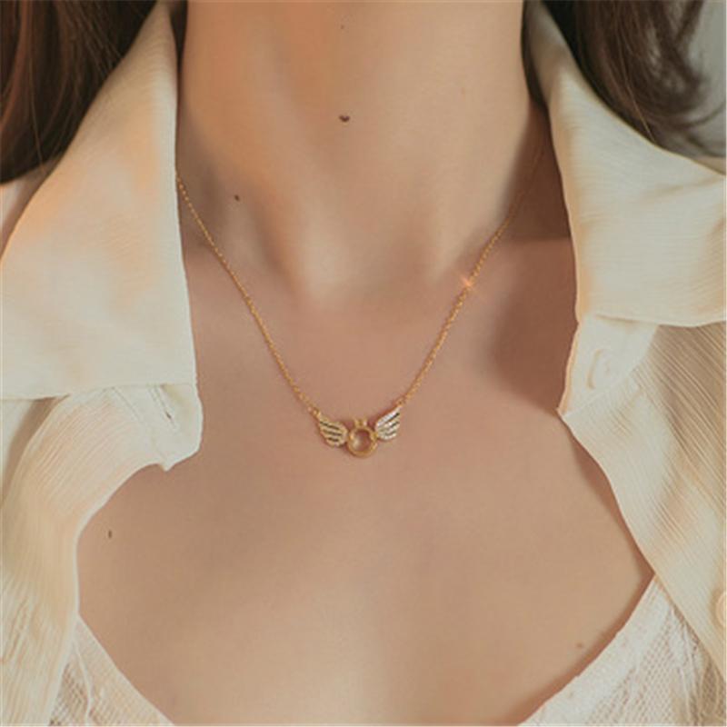 

Pendant Necklaces Fashion Women's Necklace Golden Ins Clavicle Chain Wholesale