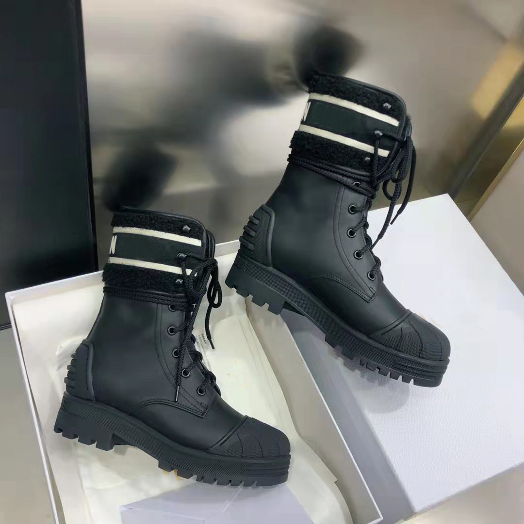 

Paris Shoes Major Ankle Boots Black Calfskin Lambskin Wool Perfect Fashion