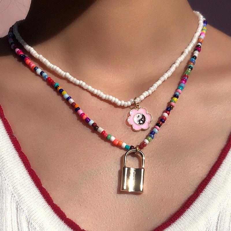 

Chains 2Pcs/Set 2021 Korean Sweet Colorful Beaded Necklaces For Women Multilayer Flower Yin Yang Lock Pendant Necklace Jewelry Gift