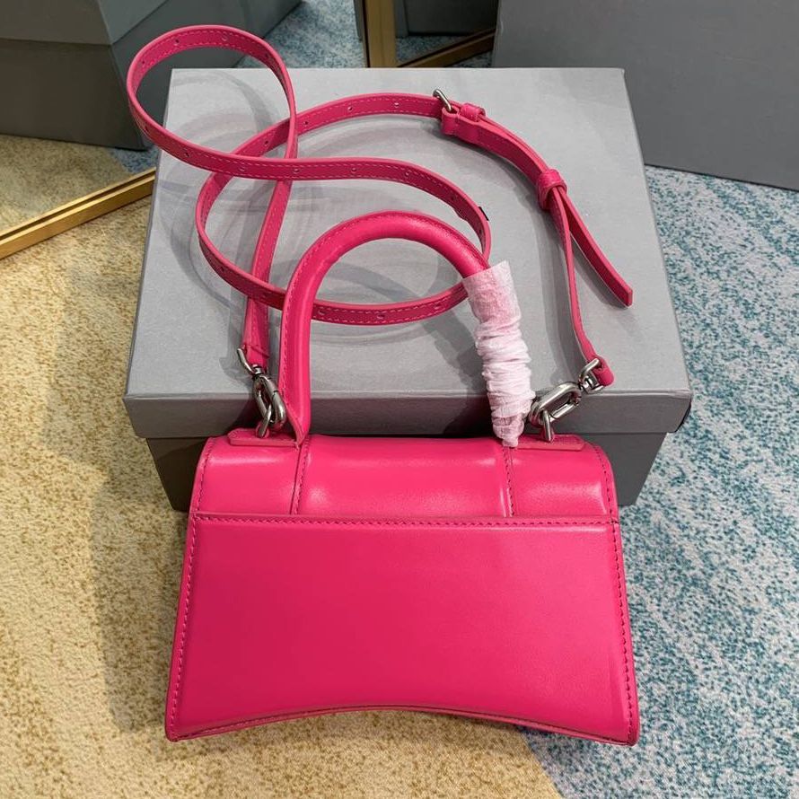 Conception Main Femme Moon Shape de luxe S Bandbody 2021 Nouvelle haute qualité Véritable Designer Sac à main Sac à main Bandoulière