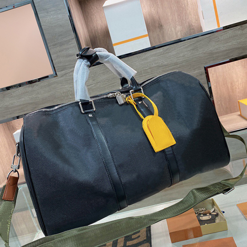 

2021 travel bag men's handbag large-capacity fashion business short-distance fitness boarding luggage tide, Black