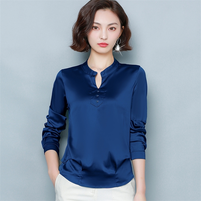 Femmes de soie coréen Blouses Femmes Satin Chemises Elegant Femme Long Manche Blouse Femme V Kirt Neck Plus taille Blusas Mujer de Moda 210225