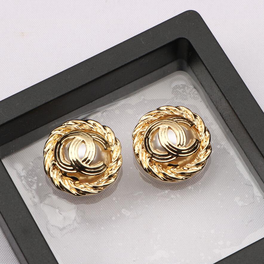 

Mixed Simple 18K Gold Plated 925 Silver Letters Stud Brand Designers Luxury Geometric Famous Women Round Crystal Rhinestone Pearl Earring Wedding Jewelry 20 Colors