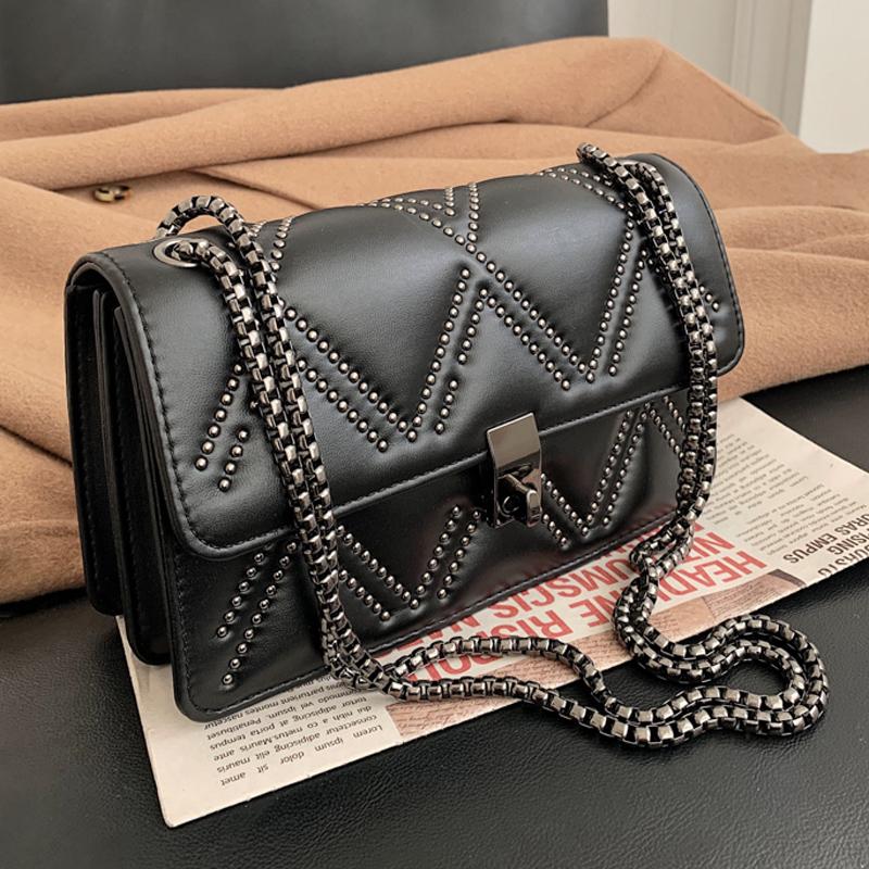 

Vintage Small Rivet Flap Chain Shoulder Messenger Crossbody Bags Women Handbags Fashion Ladies Clutch Casual Totes Female Purse, Black