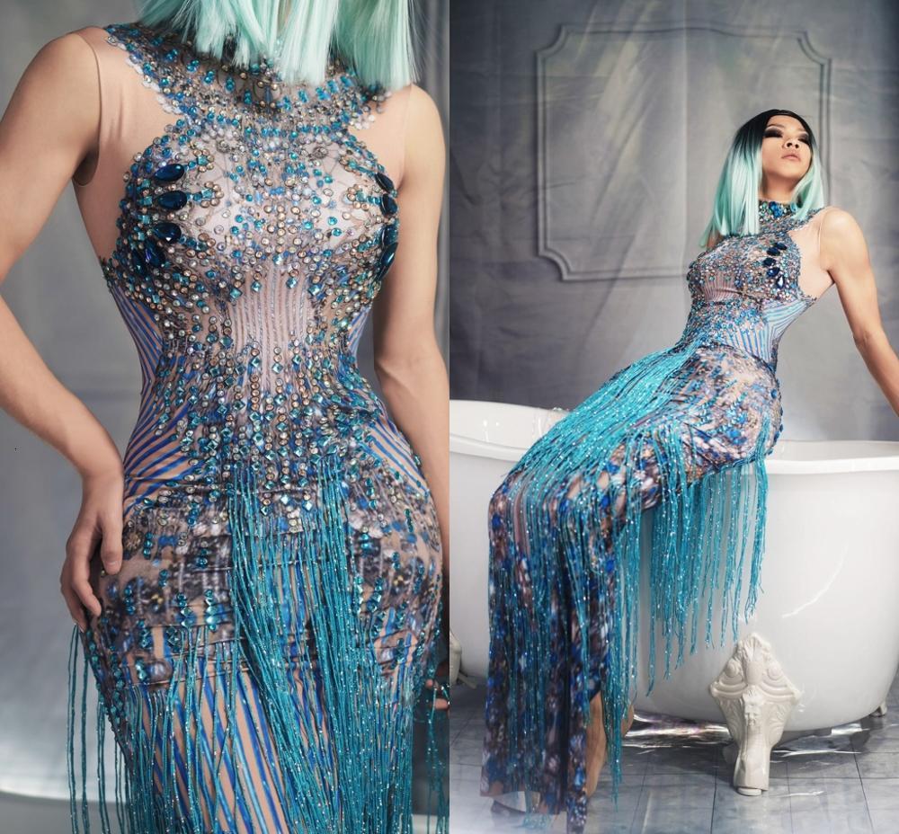 

2021 New Luxury Ice Blue Crystal Sexy Prom for Black Girls Sparkly Halter Formal Evening Es Celebrate Vestidos Xgka