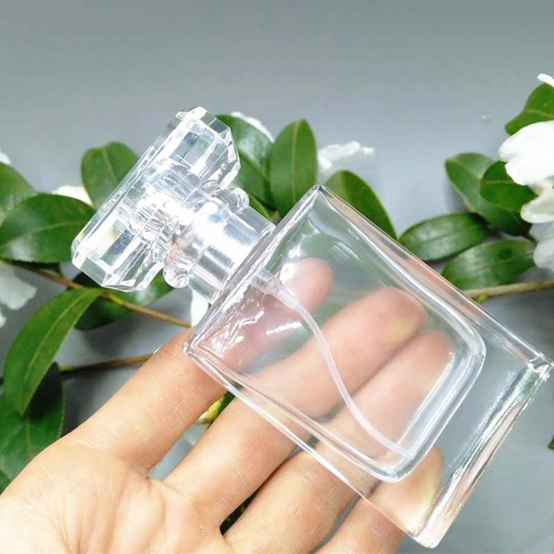 

Fashion 30ml Clear Glass Perfume Spray Bottle Square Refillable Bottles for Essential Oil Make up Supplies 10pcs/lot P034